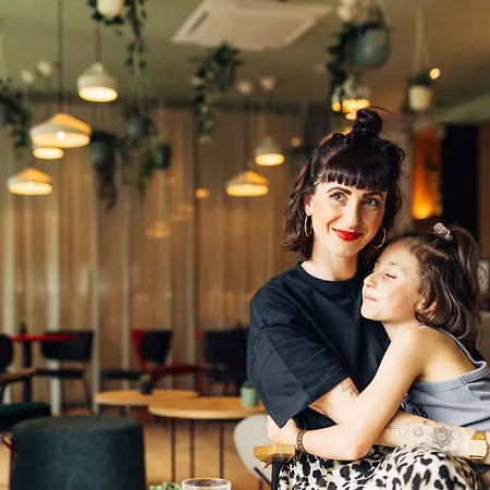 Harry's & * לינץ