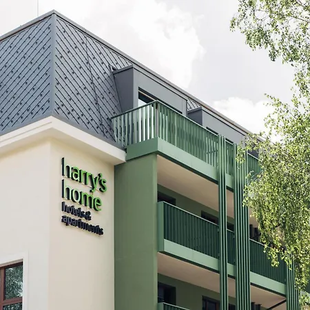 Hotel Harry's &