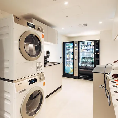 Harry's & * לינץ