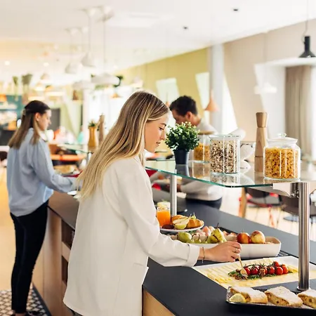 Harry's & Ξενοδοχείο Lienz