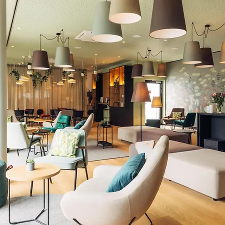 Harry's & מלון *