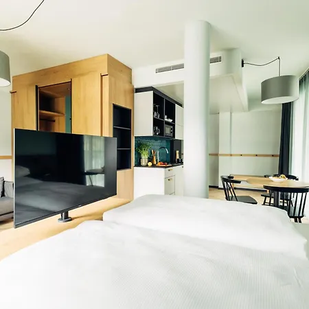 Ξενοδοχείο Harry's & Lienz